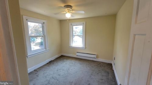 316 Maple Ave, Trenton NJ 08618-3402 exterior