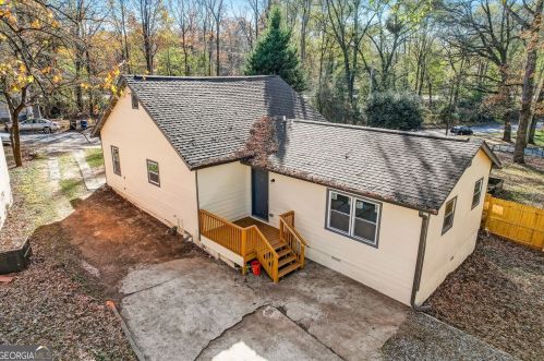 1401 Mcclelland Ave, Atlanta GA  30344-1610 exterior