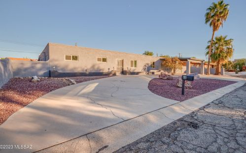 68 Placita Del Saco, Tucson, AZ 85710-2108