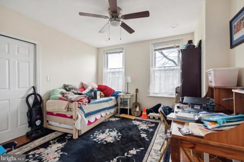 4939 Hazel Ave, Philadelphia PA 19143-2004 exterior