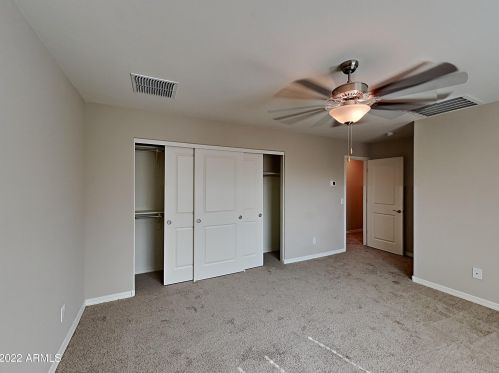 8023 Albeniz Pl, Phoenix AZ  85043 exterior