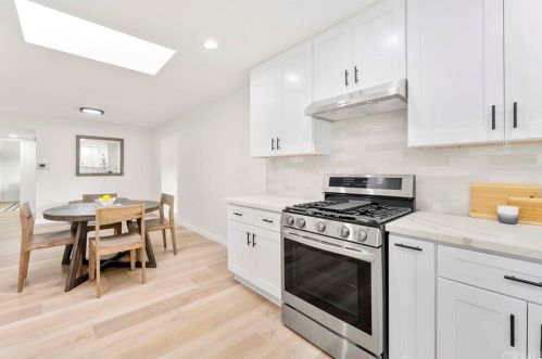 1742 Lance Dr, Tustin CA  92780-5233 exterior