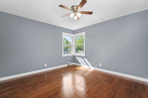 9225 Sacramento, Chicago IL 60805-2637 exterior