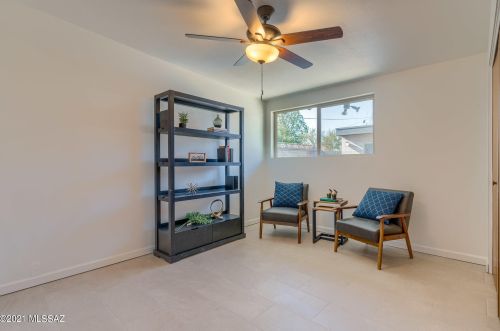 8901 Mcclellan St, Tucson AZ  85710-4420 exterior