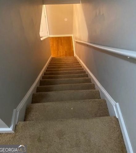 5626 Strathmoor Manor Cir, Lithonia GA  30058-2633 exterior