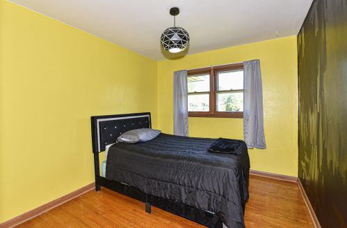 6319 Armour Ave, Milwaukee WI  53220-3911 exterior