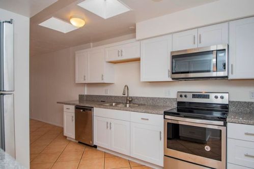 5045 Adams St, Tucson, AZ 85712-4007