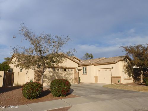 2002 Carson Rd, Phoenix, AZ 85041-6552