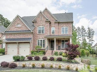 936 Blackmar St, Cary, NC 27519-9416