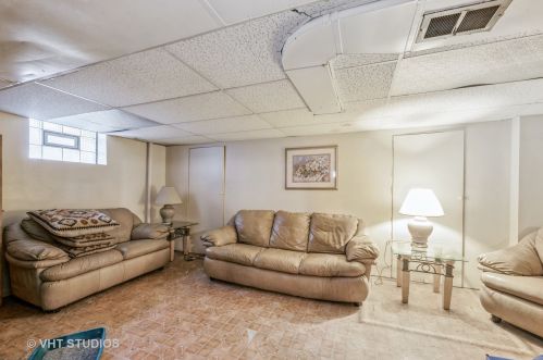 2246 9 Ave, Broadview IL 60153-1531 exterior