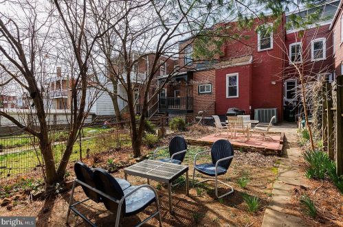 441 Nevin St, Lancaster PA  17603-3360 exterior