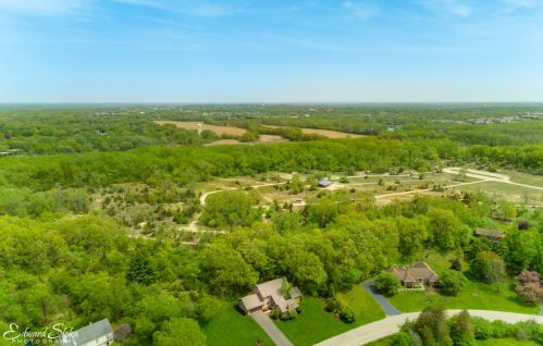 3601 Lindsay Ln, Bull Valley IL 60014-4781 exterior