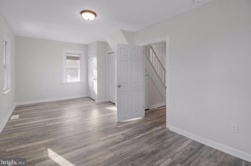 6 Bonsall Ave, Manor PA exterior