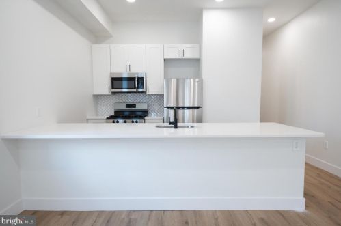 1500 Dickinson St, Philadelphia PA 19146-4757 exterior