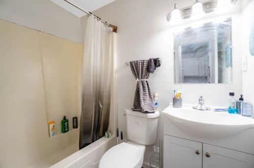 1908 Monongahela Ave, Pittsburgh PA 15218-2467 exterior