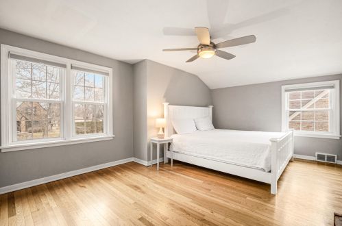 4790 Sheffield Ave, Milwaukee WI 53217-5962 exterior