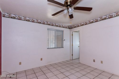 9442 5th St, Tucson AZ 85716-5005 exterior