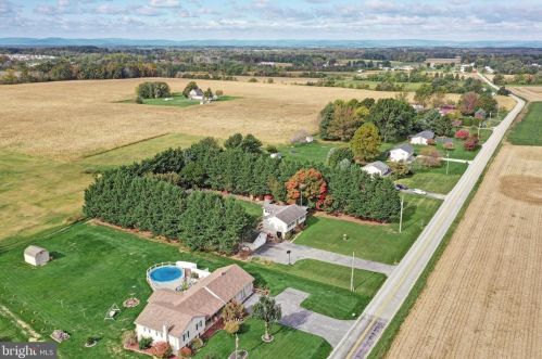 375 Basehoar School Rd, Littlestown PA 17340-9551 exterior