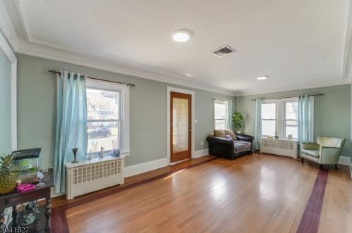 336 41st St, Paterson, NJ 07504-1111