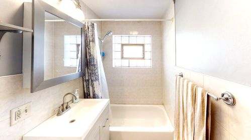 4901 Orange Ave, Chicago IL 60706-3223 exterior