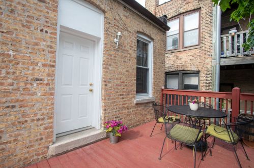 2621 Augusta Blvd, Chicago IL 60651-2603 exterior