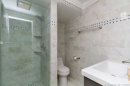 14 Royal Palm Way, Boca Raton FL 33432-8760 exterior