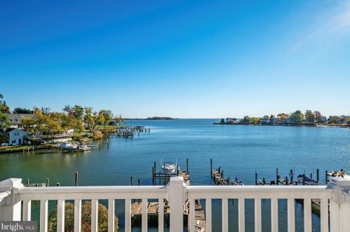 3717 Parke Dr, Edgewater MD 21037-4115 exterior