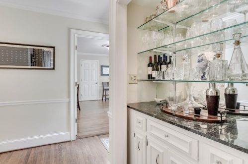 3 Bohler Ln, Atlanta GA 30327-1101 exterior