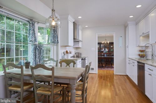 629 Goldsborough Dr, Rockville MD 20850-1905 exterior