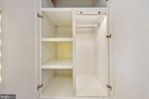 903 Robin Rd, Silver Spring MD  20901-1872 exterior