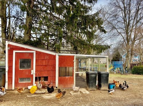 133 Hebron Tpke, Exeter CT 06249-2507 exterior