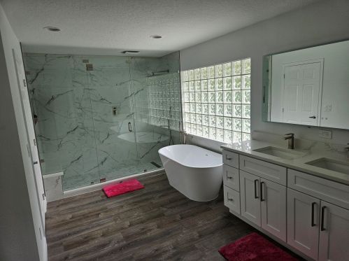 8044 Twin Lk Dr, Boca Raton FL 33496-1960 exterior