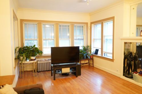 7251 Indiana Ave, Chicago, IL 60619-1008