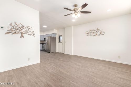 7002 10 St, Phoenix AZ 85086-0929 exterior