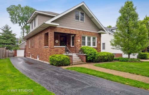 191 Myrtle Ave, Elmhurst, IL 60126-2626