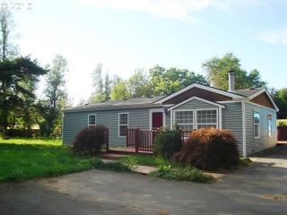 115 156 Ave, Portland OR  97230-5321 exterior