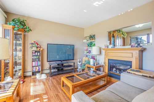 1800 Root St, Joliet, IL 60403-1946