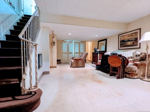 260 Claremont Ave, Mount Vernon NY 10550-1626 exterior