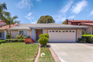 1111 Escalon Dr, Oxnard, CA 93035-2729