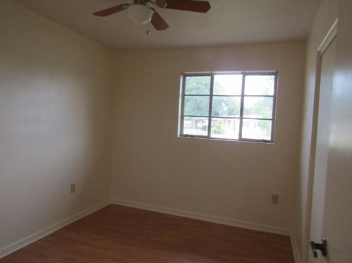 922 Governors Ave, Orlando FL 32808-7027 exterior