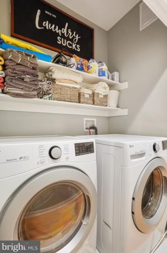 219 Morgan St, Washington DC  20001-1217 exterior