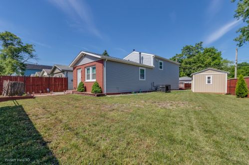 10200 Commercial Ave, Chicago, IL 60617-5833