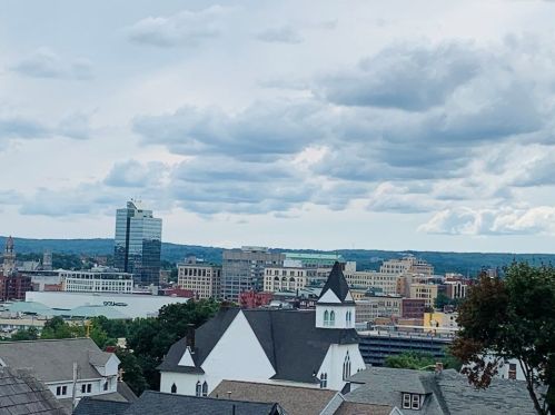 62 Elliot St, Worcester MA 01605-2955 exterior