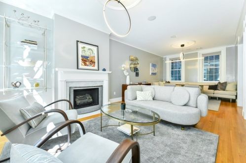 105 Myrtle St, Boston MA exterior