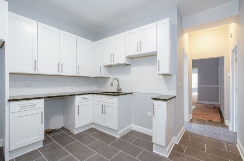 1647 Central Park Ave, Chicago IL 60647-4701 exterior