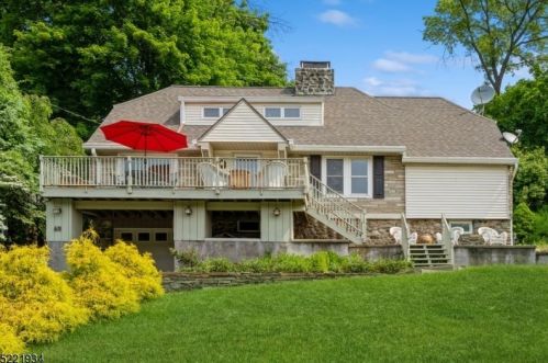 69 Shore Trl, Sparta NJ  07871-1714 exterior