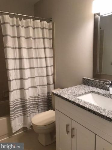 50 Woodside Rd, Ardmore PA 19003-1437 exterior