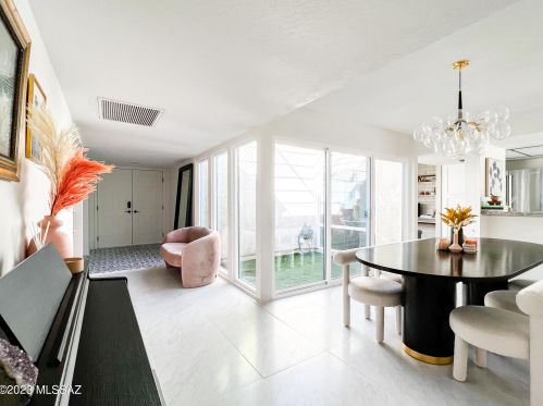 5694 Camino De La Noche, Tucson AZ  85718-4421 exterior