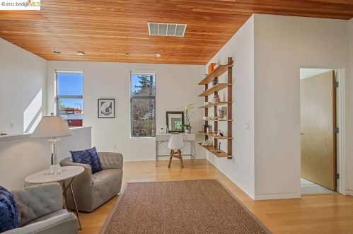 1441 Fairview St, Berkeley CA 94703-2442 exterior