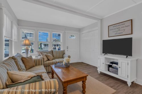 1808 Laurel Ter, Belmar NJ  07719-2913 exterior